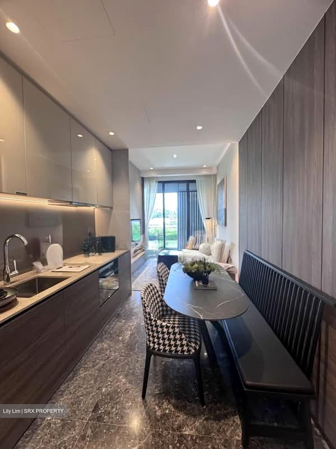 19 Nassim (D10), Apartment #579615011